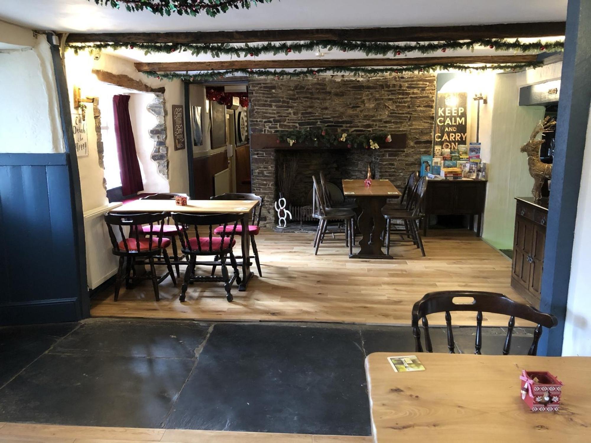 Blue Lion Inn Lewdown 외부 사진